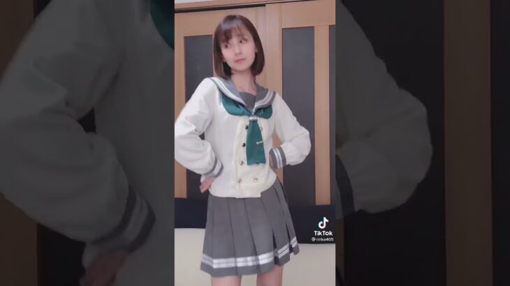 【TikTok】可愛いJKの腰振り♡ #shorts